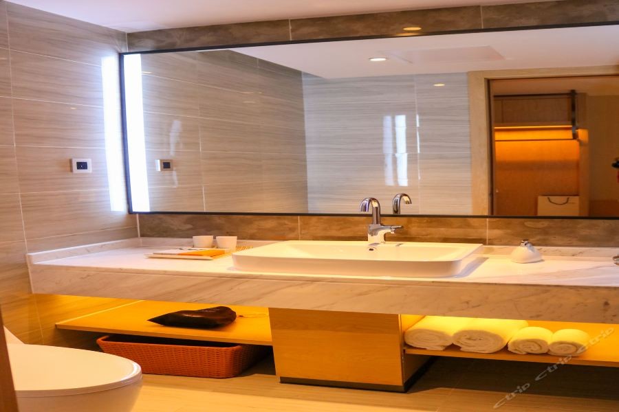 Kyriad Marvelous Hotel (Heyuan Wanlongcheng) 7/11