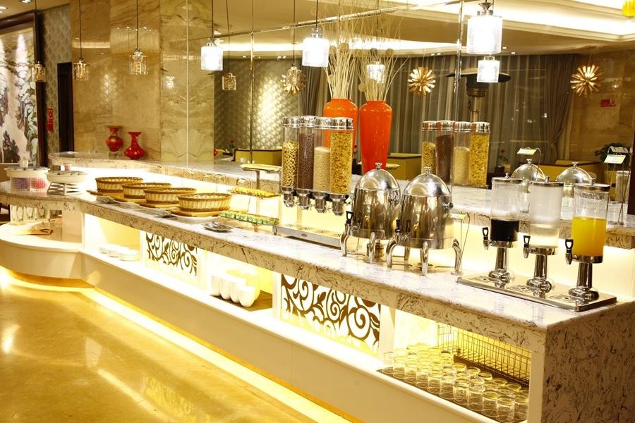 Kunming Shengshi Qianhe Hotel 17/32