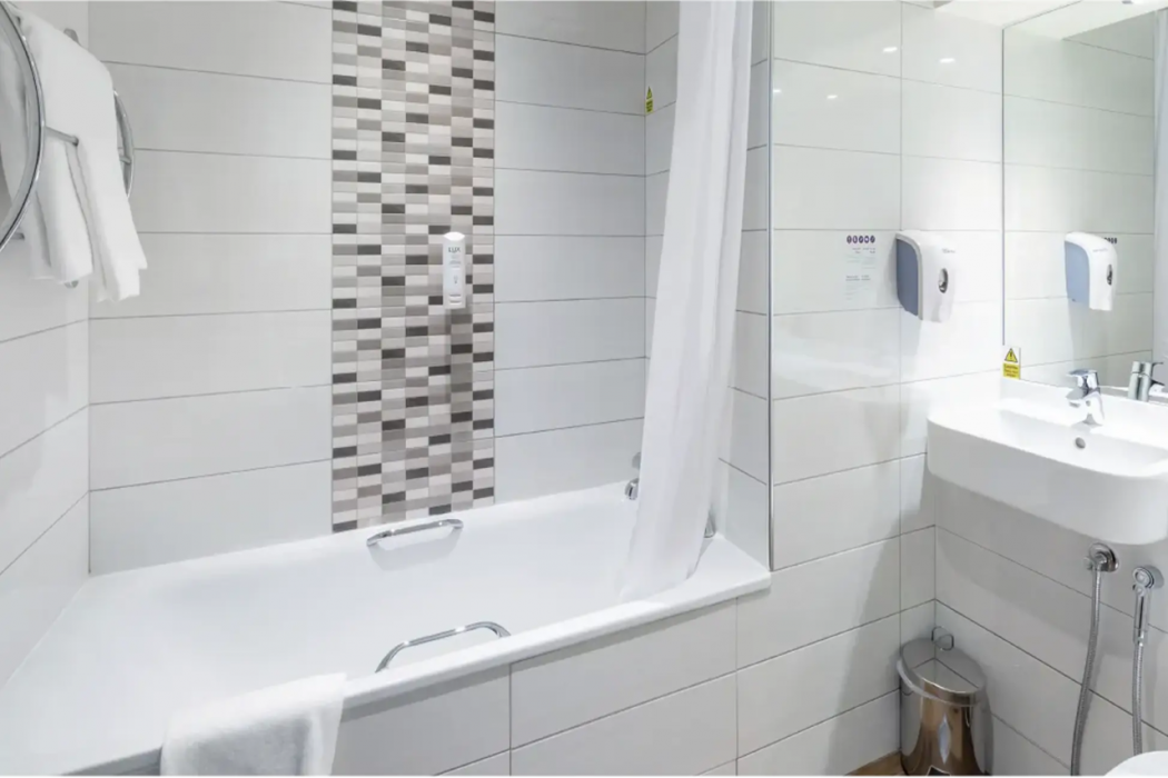 Premier Inn Doha Airport 5/17