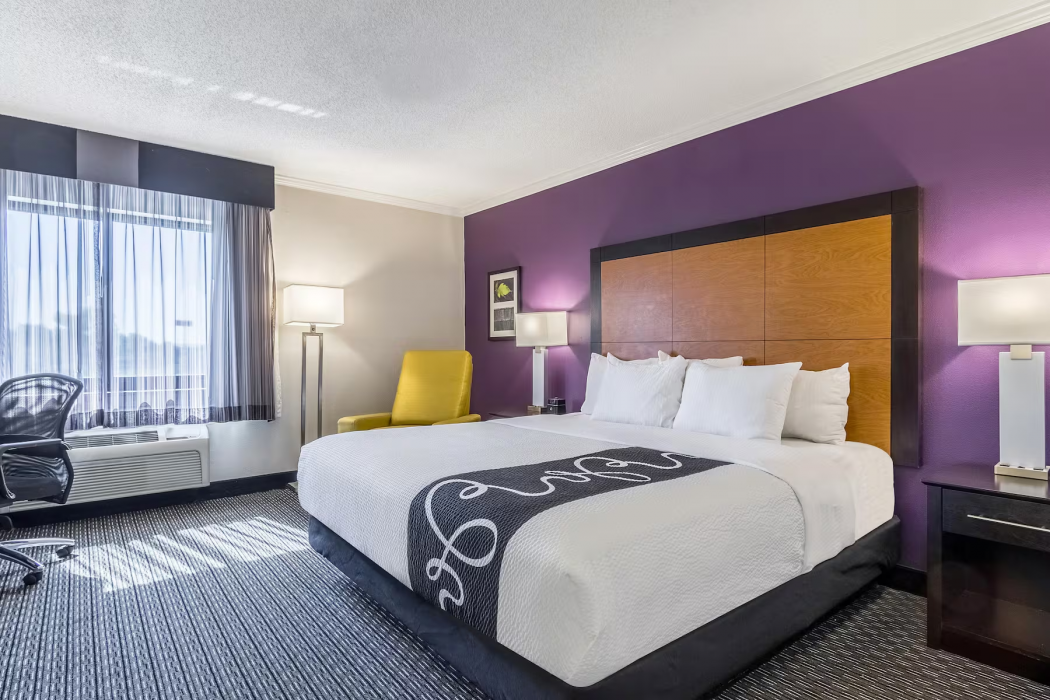 La Quinta Inn & Suites by Wyndham Univ Area Chapel Hill 18/67