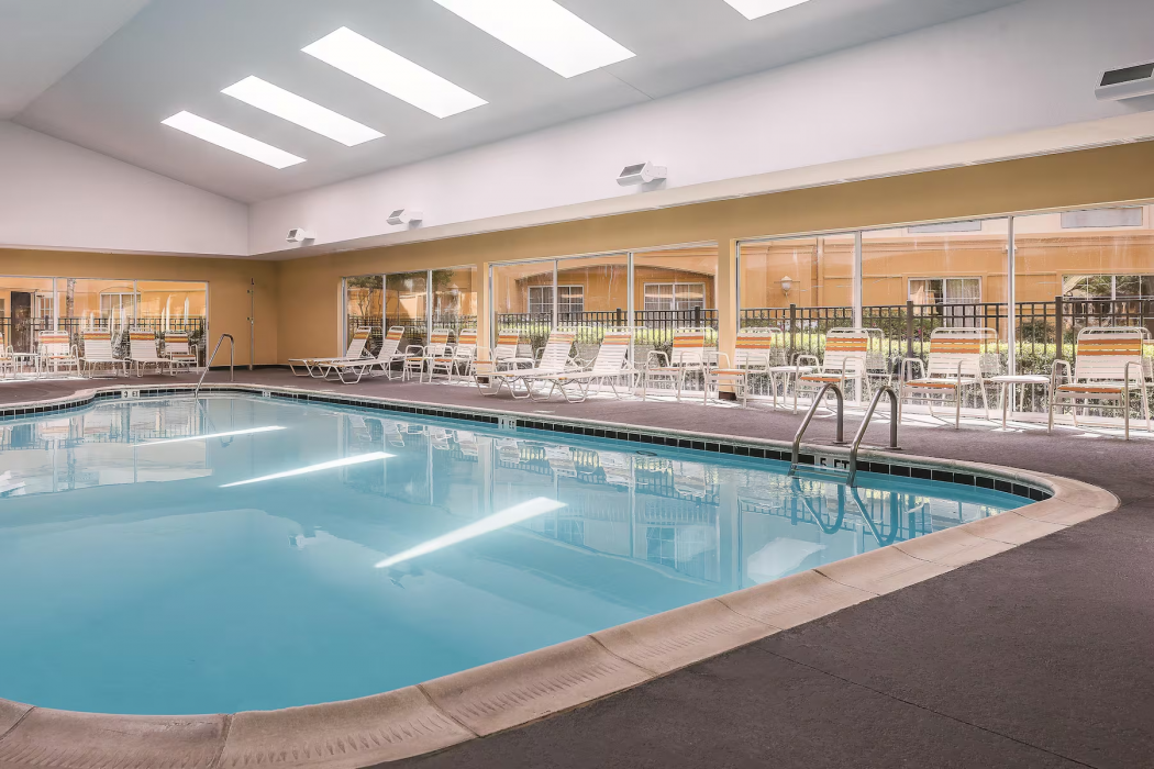 La Quinta Inn & Suites by Wyndham Univ Area Chapel Hill 51/67