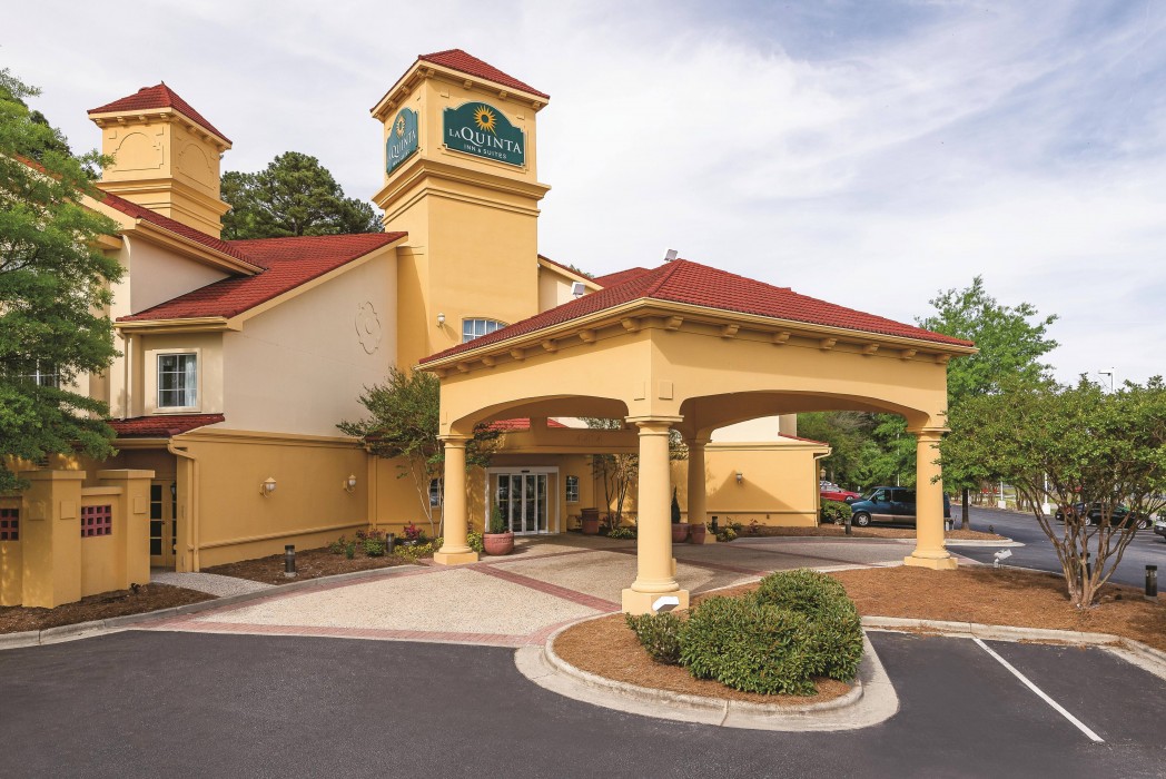 La Quinta Inn & Suites by Wyndham Univ Area Chapel Hill 1/67