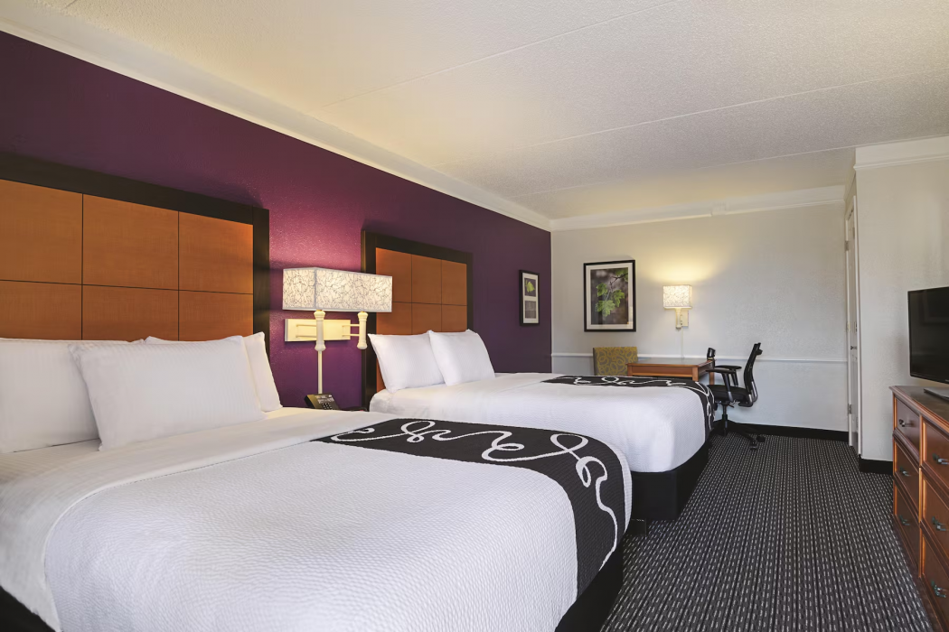 La Quinta Inn & Suites by Wyndham Univ Area Chapel Hill 29/67