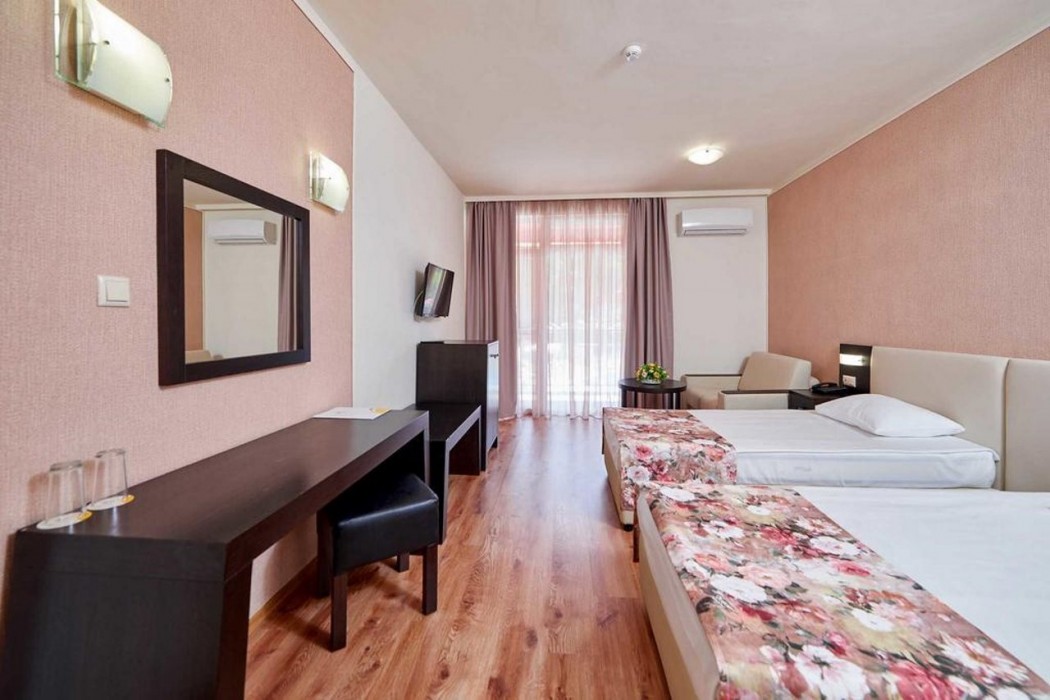 ZORNICA RESIDENCE 6/18