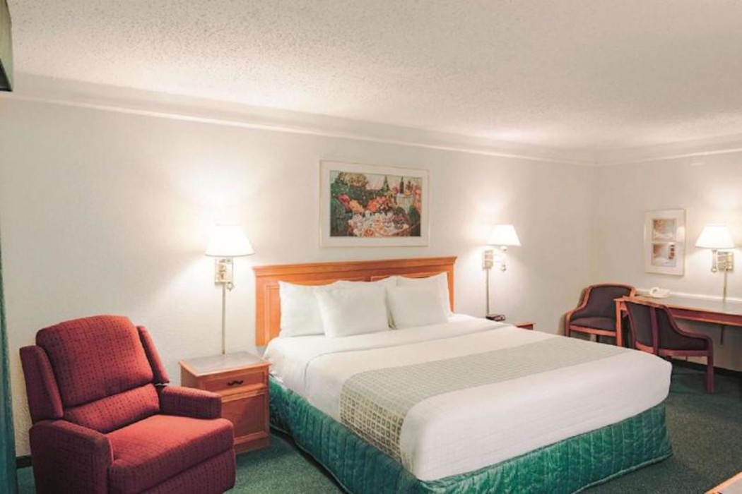 Baymont by Wyndham Indianapolis Airport Lynhurst 10/31