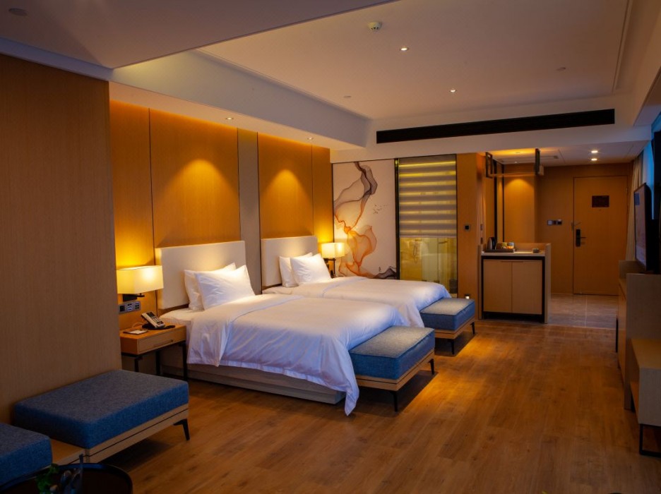 Arting Hotel 13/39