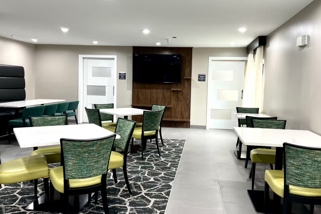 Hawthorn Extended Stay by Wyndham Jackson 43/57