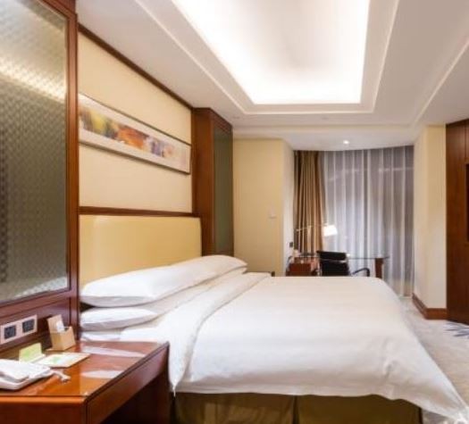 Hotel Vienna Nanchang County Chengbi Lake 8/21