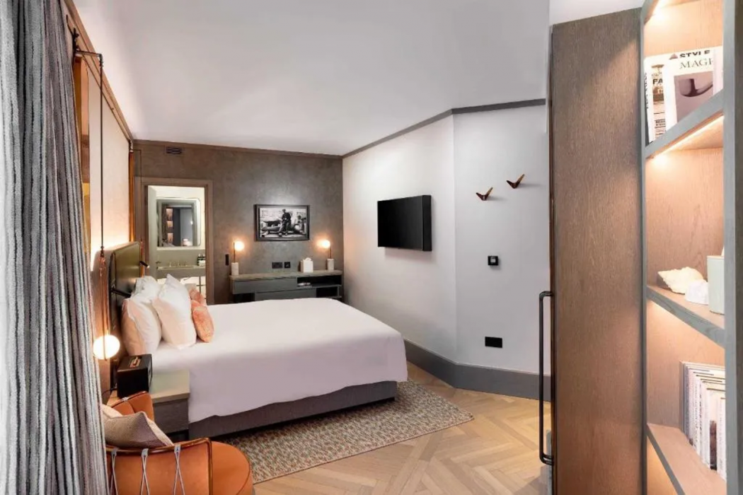 Hart Shoreditch Hotel London Curio Collection by Hilton 15/54