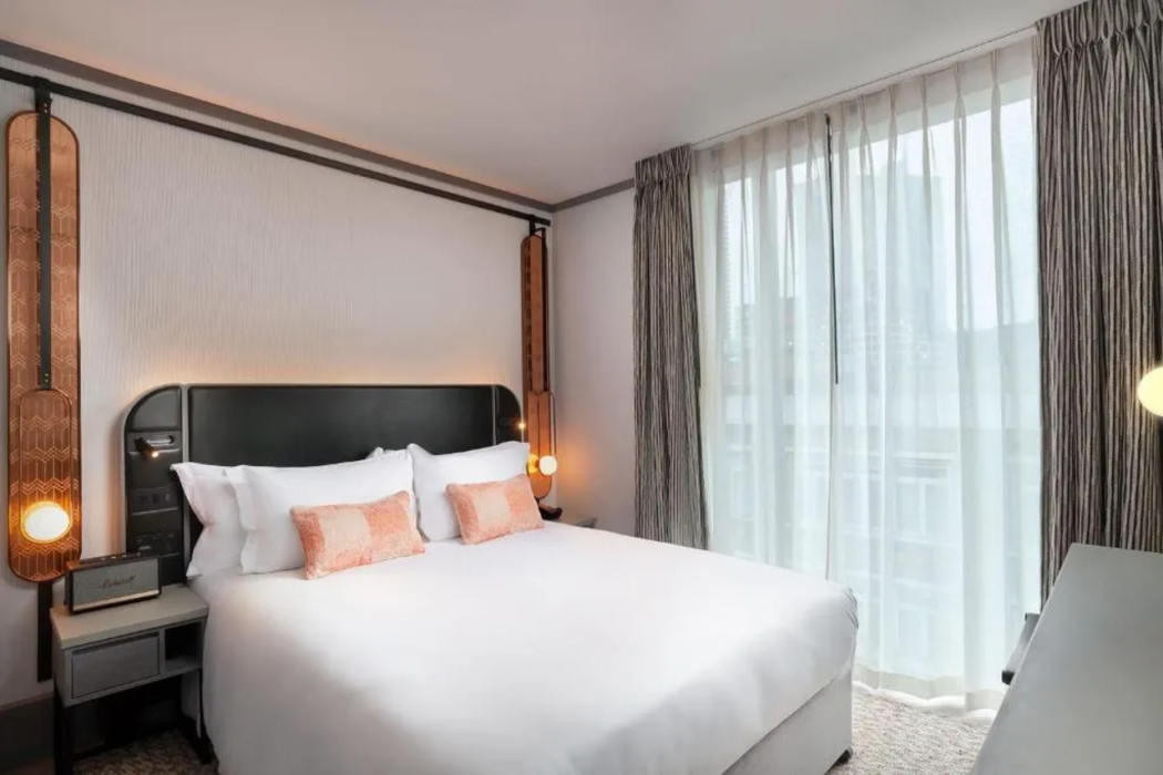 Hart Shoreditch Hotel London Curio Collection by Hilton 10/54