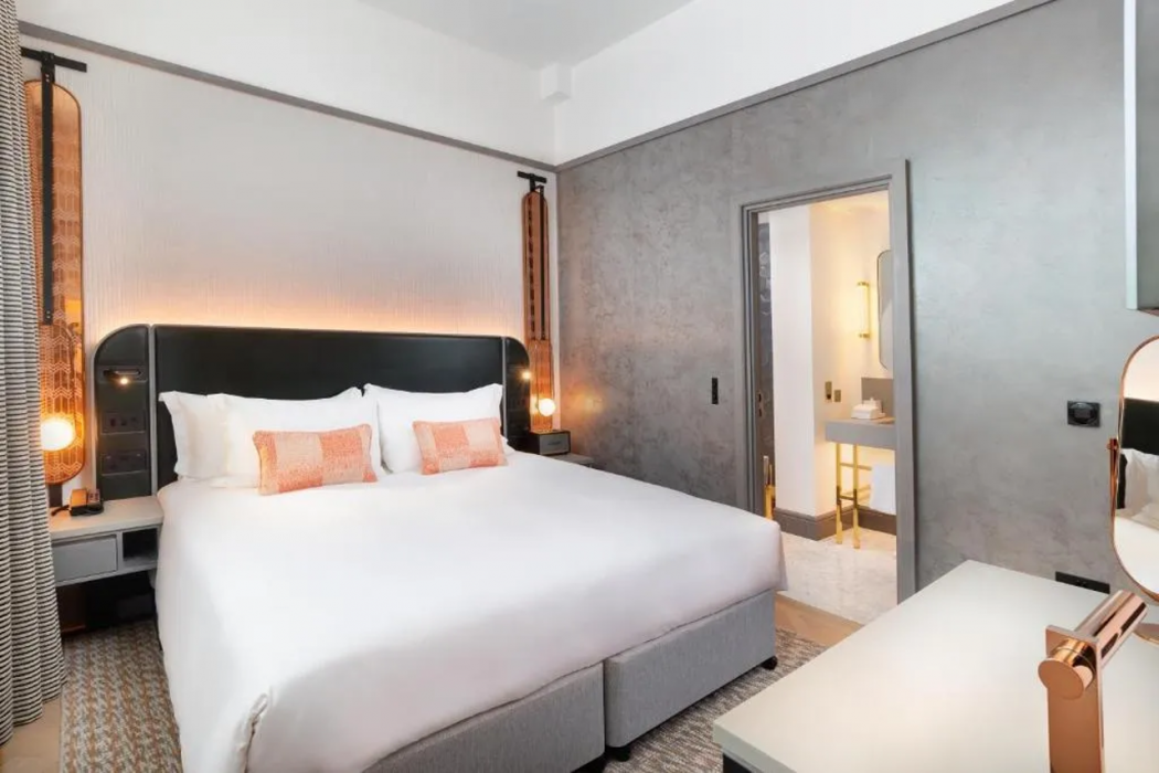 Hart Shoreditch Hotel London Curio Collection by Hilton 13/54
