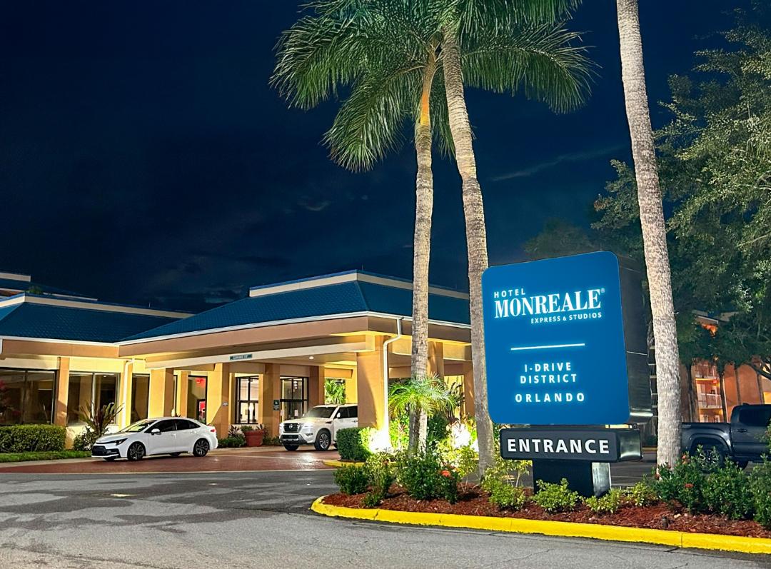 Hotel Monreale Express & Studios I-Drive District Orlando photo1