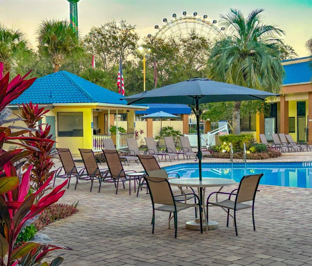 Hotel Monreale Inn & Studios I-Drive Icon Park Orlando 24/47