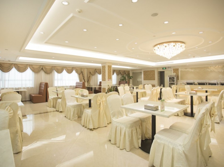 Vienna International Hotel (Shenzhen Buji Dafen Metro Station) 19/41