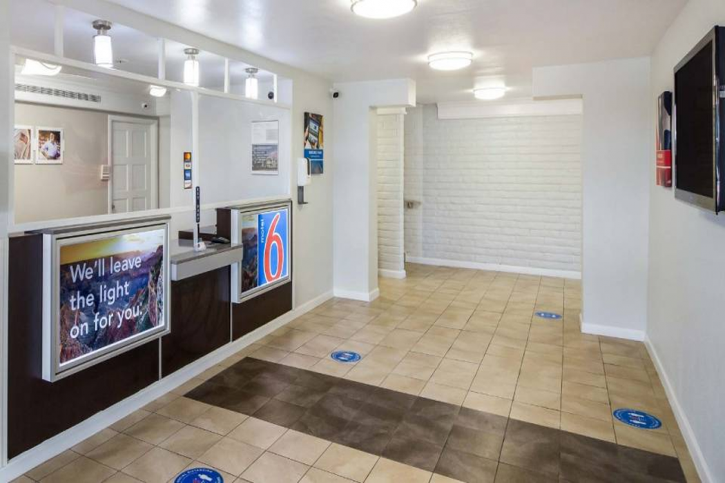 Motel6 Baytown, TX - Garth Rd 6/63