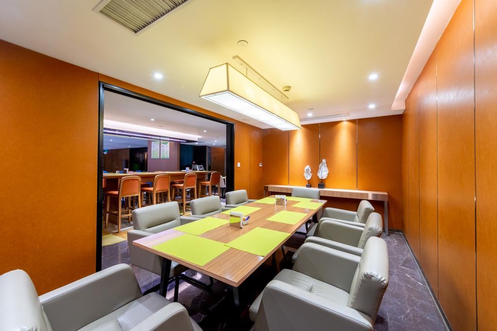 Hampton by Hilton Qingyuan Qingxin District 11/16