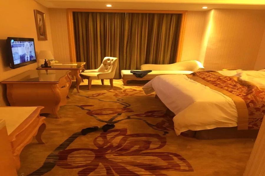 Vienna International Hotel (Shenzhen Longgang Ti'an Digital Park) photo2