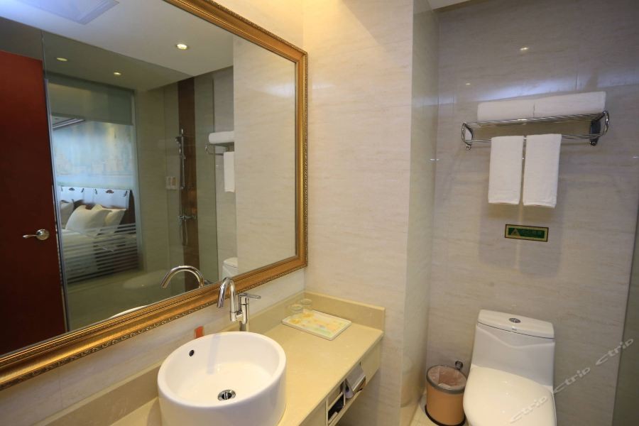 Vienna Hotel (Shenzhen Bao'an Xin'an) photo2