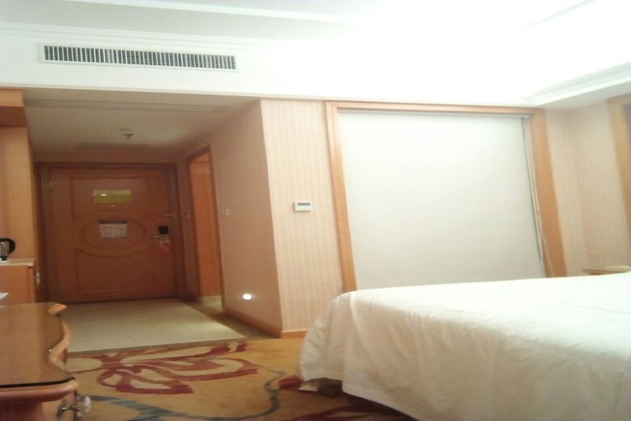 Vienna Classic Hotel (Shenzhen Baoneng City Square) 6/15
