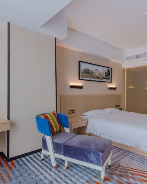 Easco Hotel 5/9