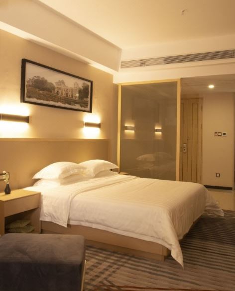 Easco Hotel 4/9