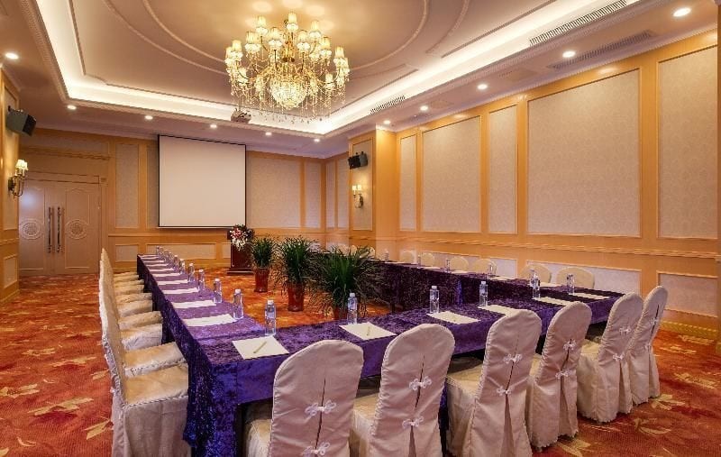 Vienna Hotel (Shenzhen Meilin) 24/36