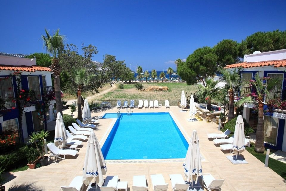 Catamaran Hotel 20/55