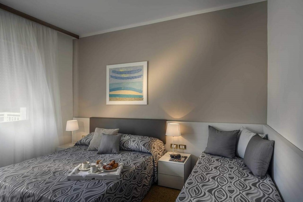 Hotel Astoria 15/65