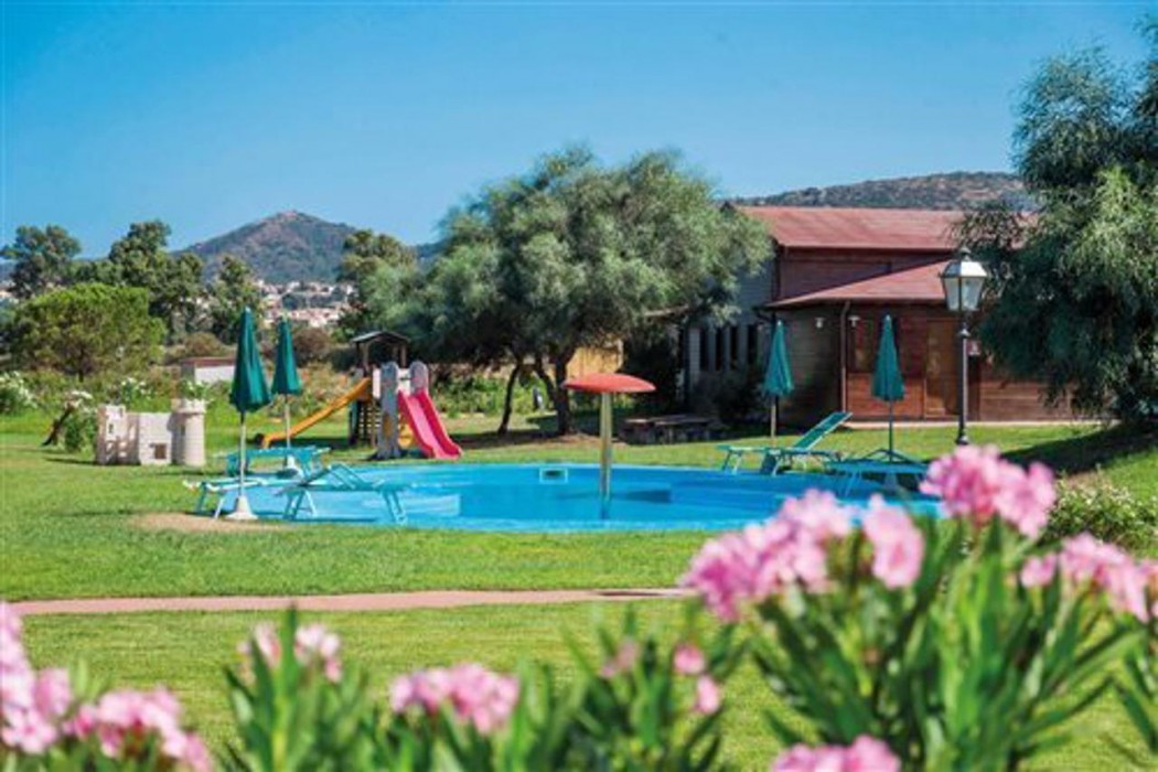 Villaggio Baia Dei Pini 26/62