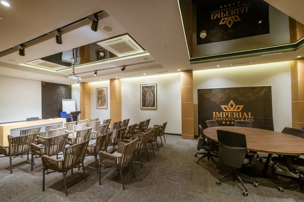 Hotel Imperial Conference & Spa 50/109