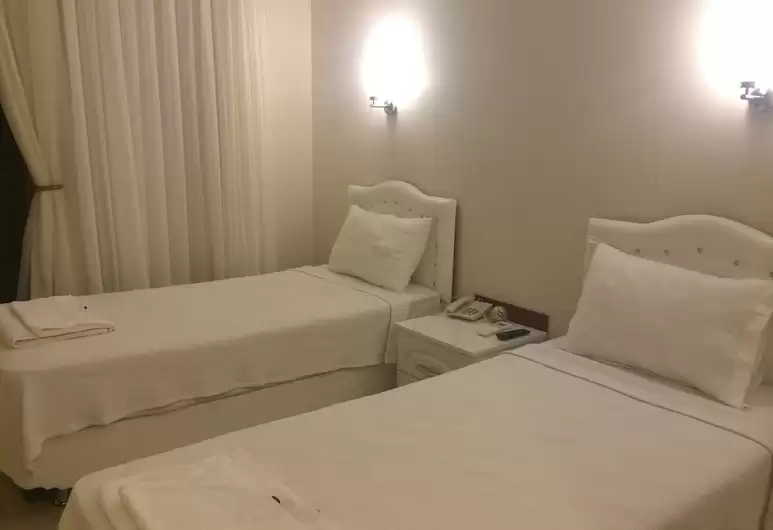 Cunda Demir Hotel 5/20