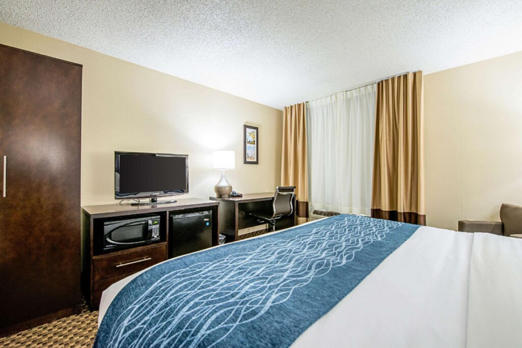 Spark by Hilton Matteson Chicago I 57 15/27