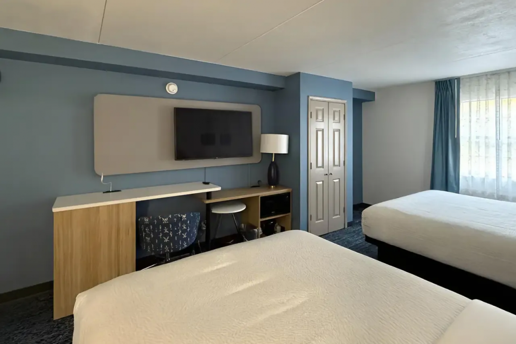 Sleep Inn & Suites Merrillville, IN 9/24
