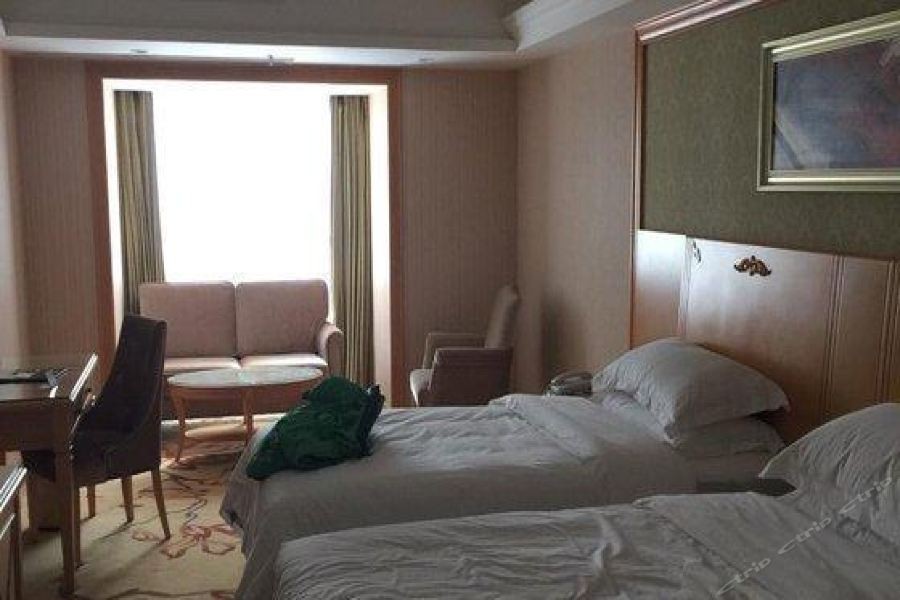 Vienna International Hotel (Wuhan Jiefang Avenue Tongji Medical College) 45/69