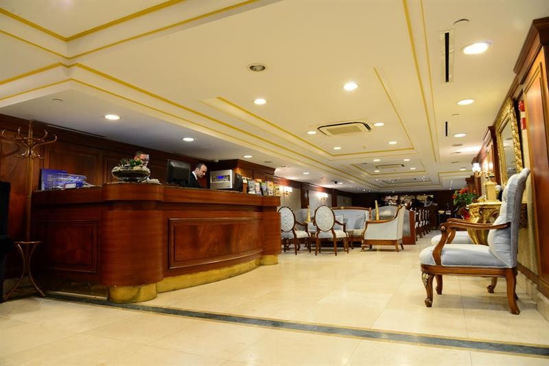 Manesol Boutique Taksim 46/90