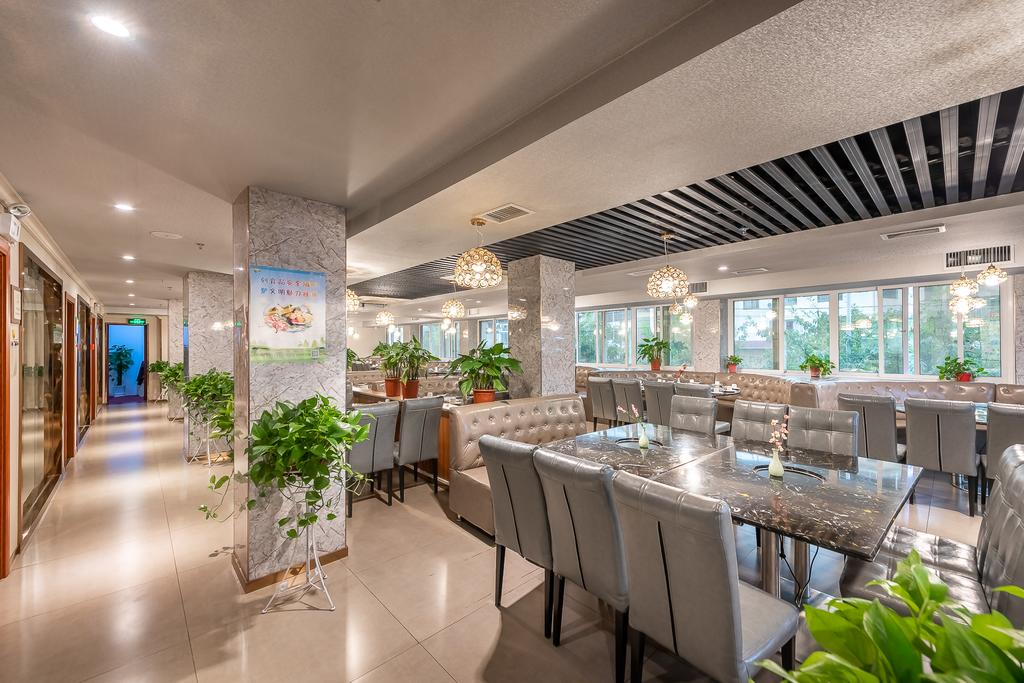Days Inn by Wyndham Business Place Guilin Yishun 18/23