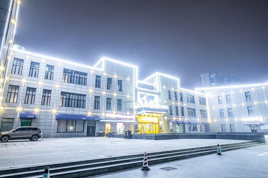 Kyriad Marvelous Hotel (Shanghai Jiading Baolong Plaza) 28/42