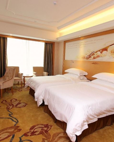Vienna hotel Shenzhen Xiashuijing Subway Station 9/25