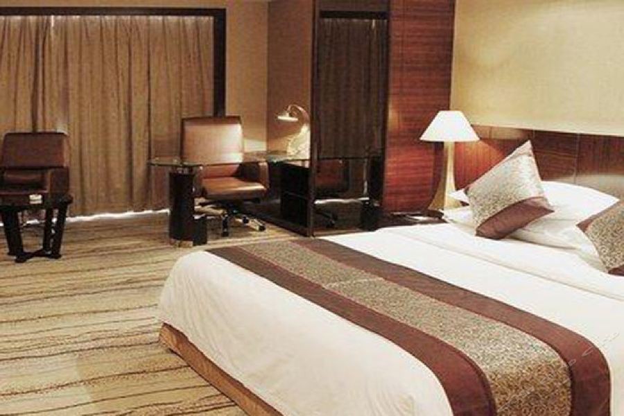Cenbest Jinling Grand Hotel 17/60