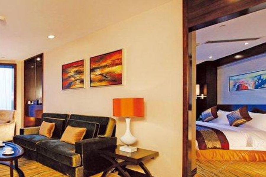 Cenbest Jinling Grand Hotel 24/60