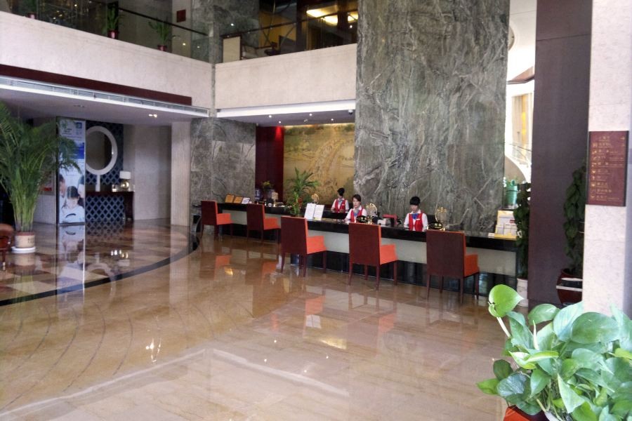 Huayu International Hotel 28/35