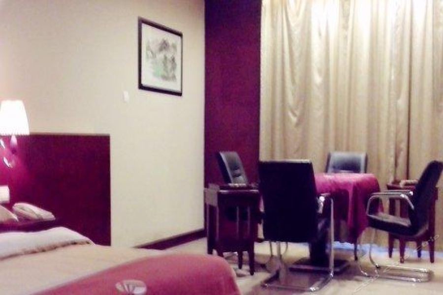 Huayu International Hotel 17/35