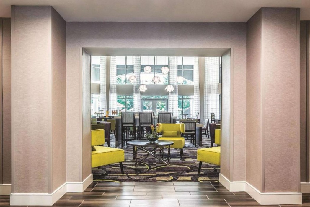La Quinta Inn & Suites by Wyndham Atlanta Perimeter Medical 4/45