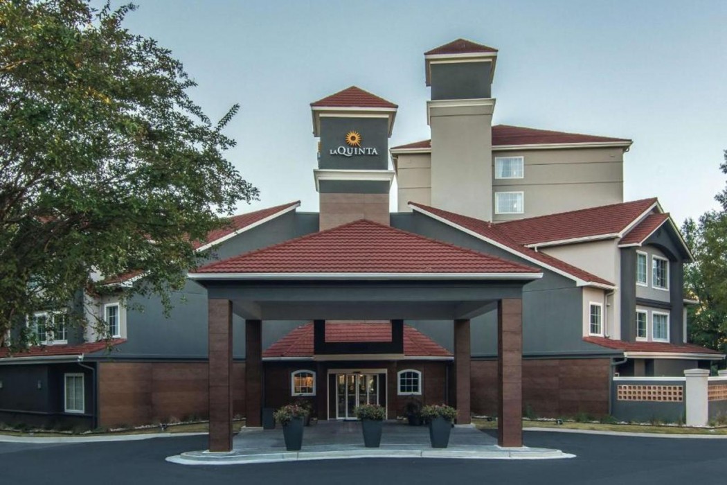 La Quinta Inn & Suites by Wyndham Atlanta Perimeter Medical 1/45