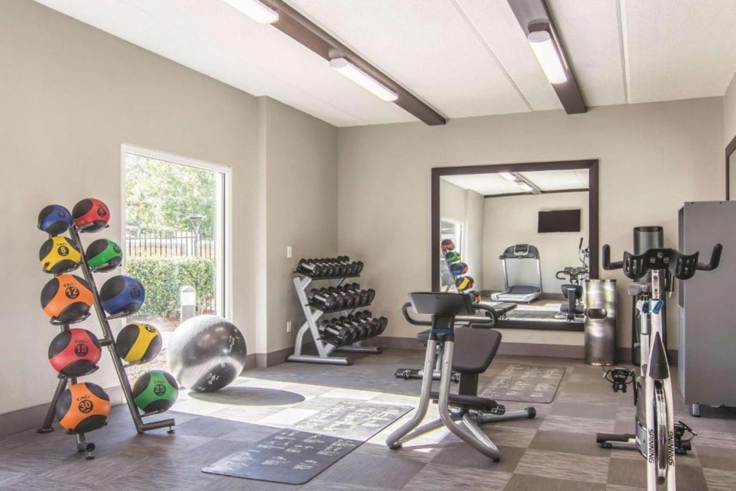 La Quinta Inn & Suites by Wyndham Atlanta Perimeter Medical 26/45