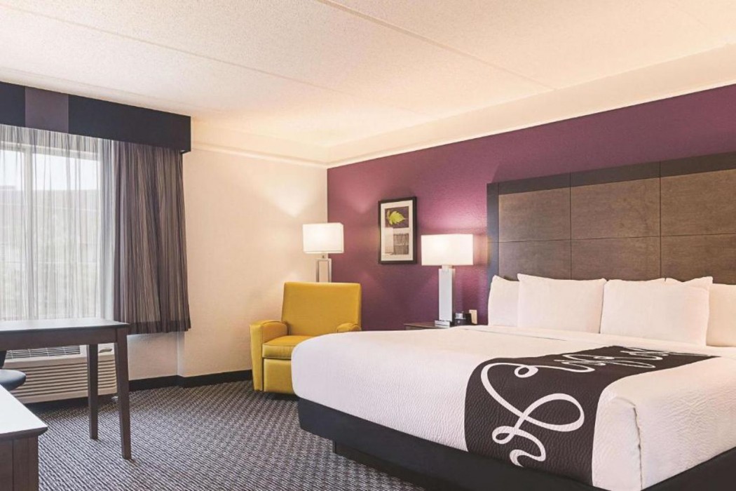 La Quinta Inn & Suites by Wyndham Atlanta Perimeter Medical 18/45