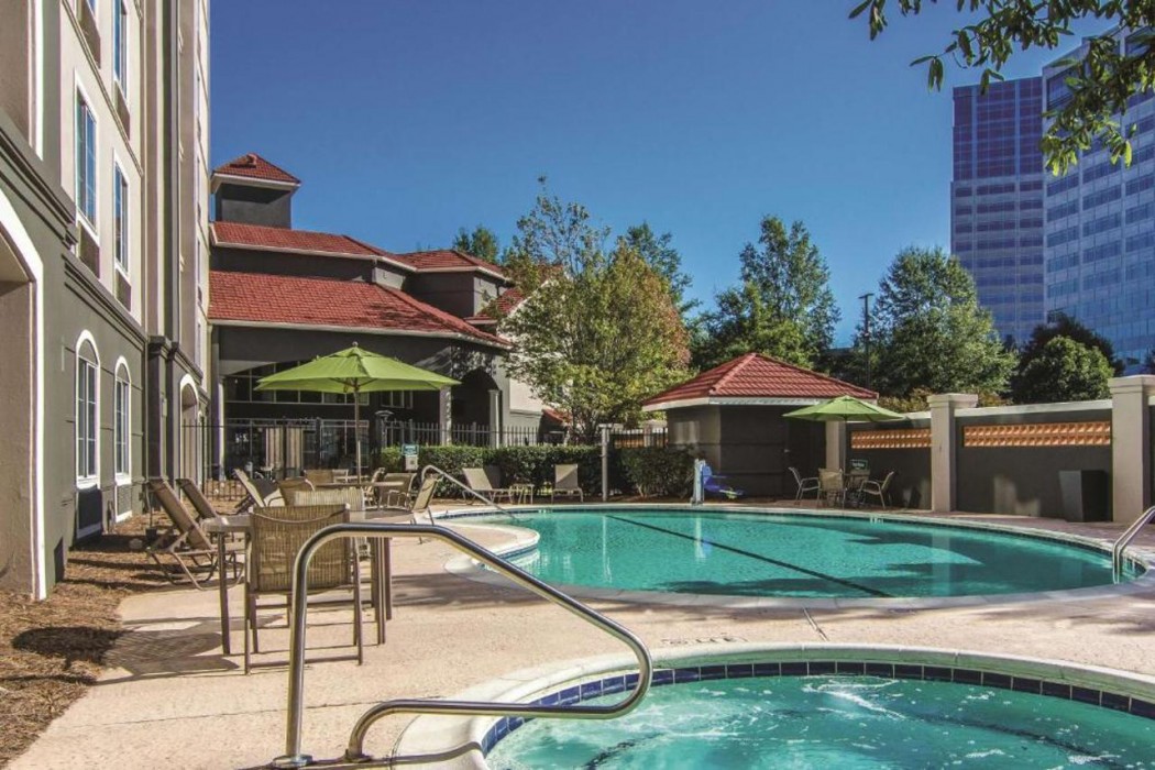 La Quinta Inn & Suites by Wyndham Atlanta Perimeter Medical 35/45