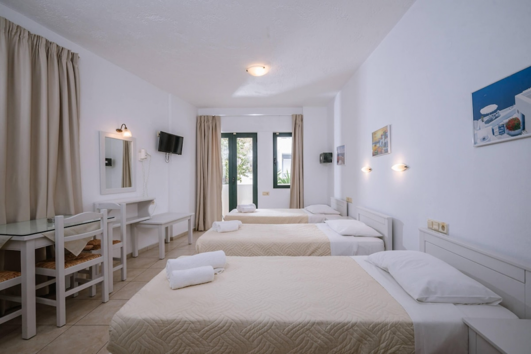Dionysos Apartments And Studios 20/61