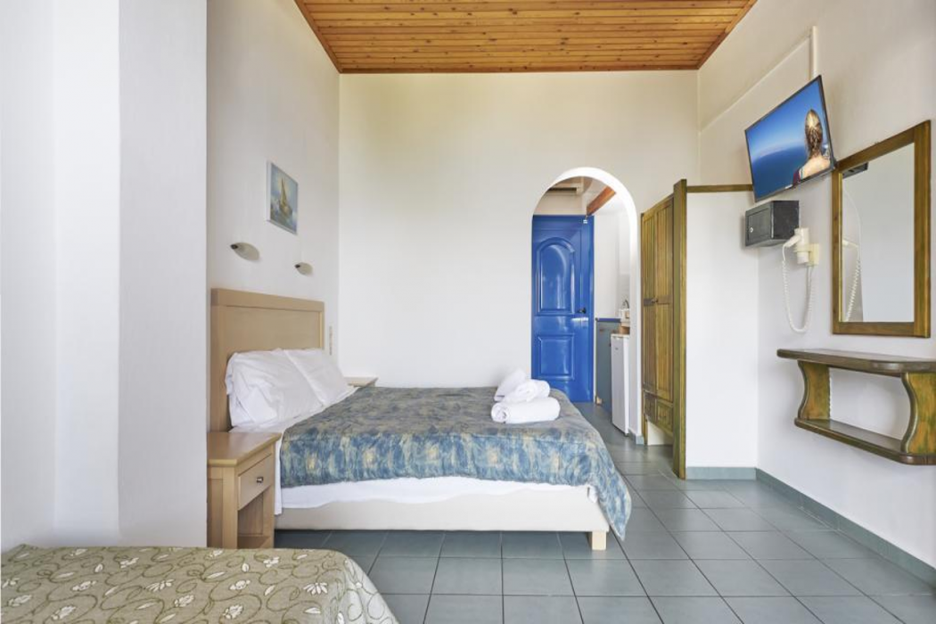 Dionysos Apartments And Studios 9/61