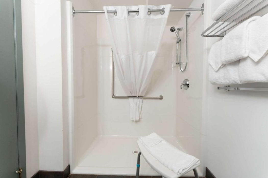 Prestige Hudson Bay Lodge & Conference Centre, WorldHotels 8/20